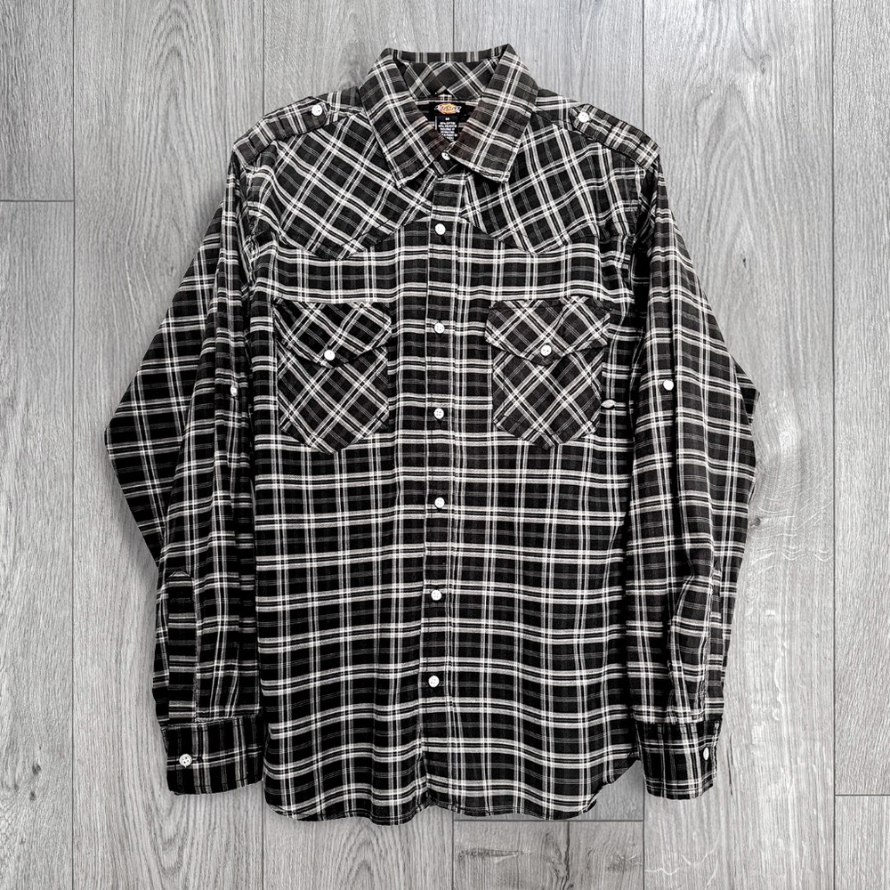 Dickies Long Sleeve Button Up Shirt Men's Size Medium Black Plaid Vintage Y2k